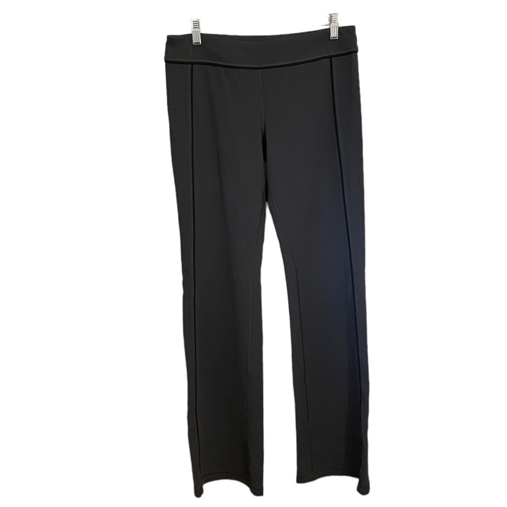 Lululemon Yoga and Groove Super-High-Rise Flared Leggings Nulu. Size 8.